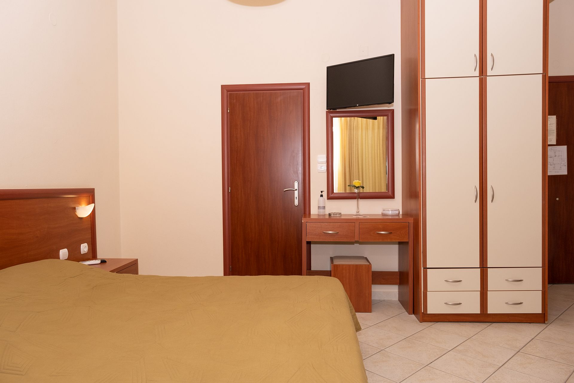 pefki_studios_110004.jpg